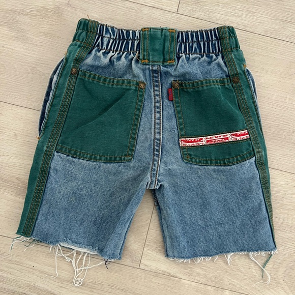 Vintage Little Levi’s Denim Shorts – Size 2 - Picture 2 of 4